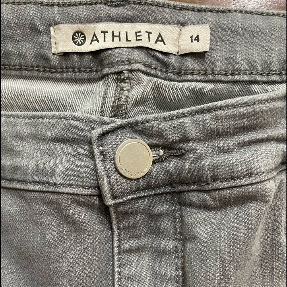 Athleta Jeans Gray faded washed size 14 Sculptek skinny mid-rise fit